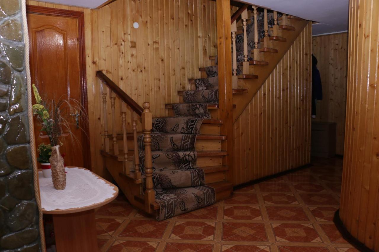 Karpatskyi Maetok Hotel สลาฟสเก ภายนอก รูปภาพ